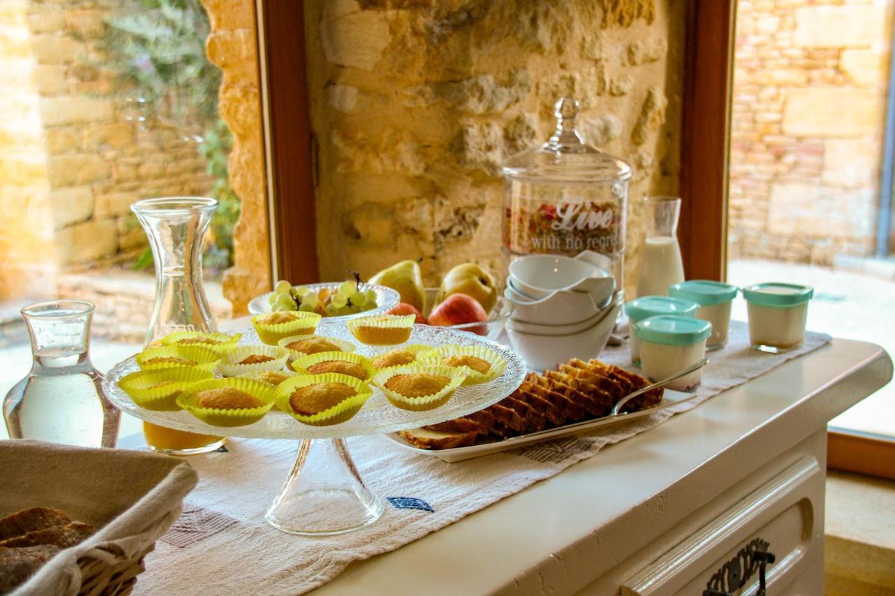 Aux Bories De Marquay, Chambres D'Hotes B&B Avec Piscine Et Spa Pres De Sarlat Ngoại thất bức ảnh